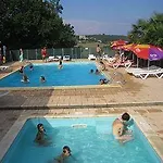 D'hotes Domaine Le Castagne 3*