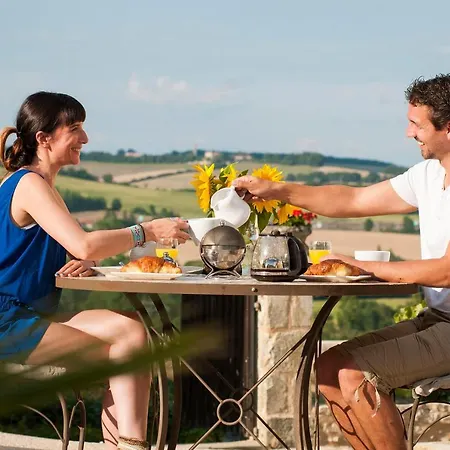 Alojamento de Acomodação e Pequeno-almoço D'hotes Domaine Le Castagne 3*