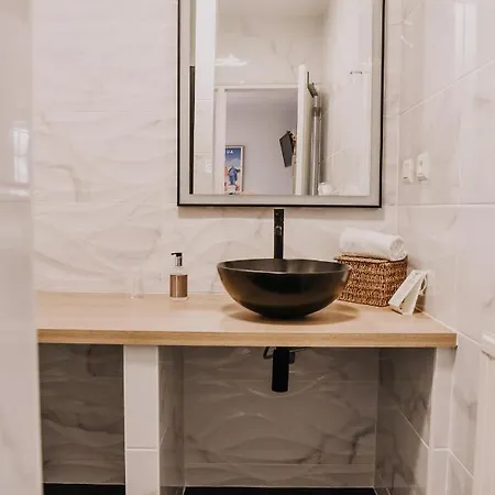 Alojamento de Acomodação e Pequeno-almoço D'hotes Domaine Le Castagne 3*