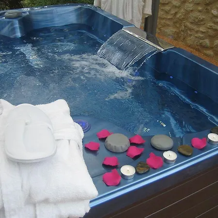 D'hotes Domaine Le Castagne Alojamento de Acomodação e Pequeno-almoço Auch