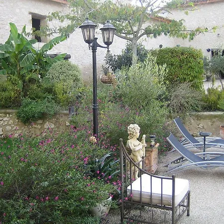 Alojamento de Acomodação e Pequeno-almoço D'hotes Domaine Le Castagne