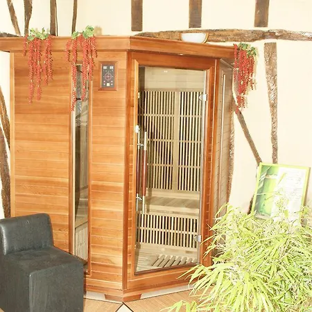 D'hotes Domaine Le Castagne 3* Auch