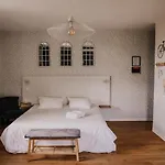 D'hôtes Domaine Le Castagné Couette-café Auch